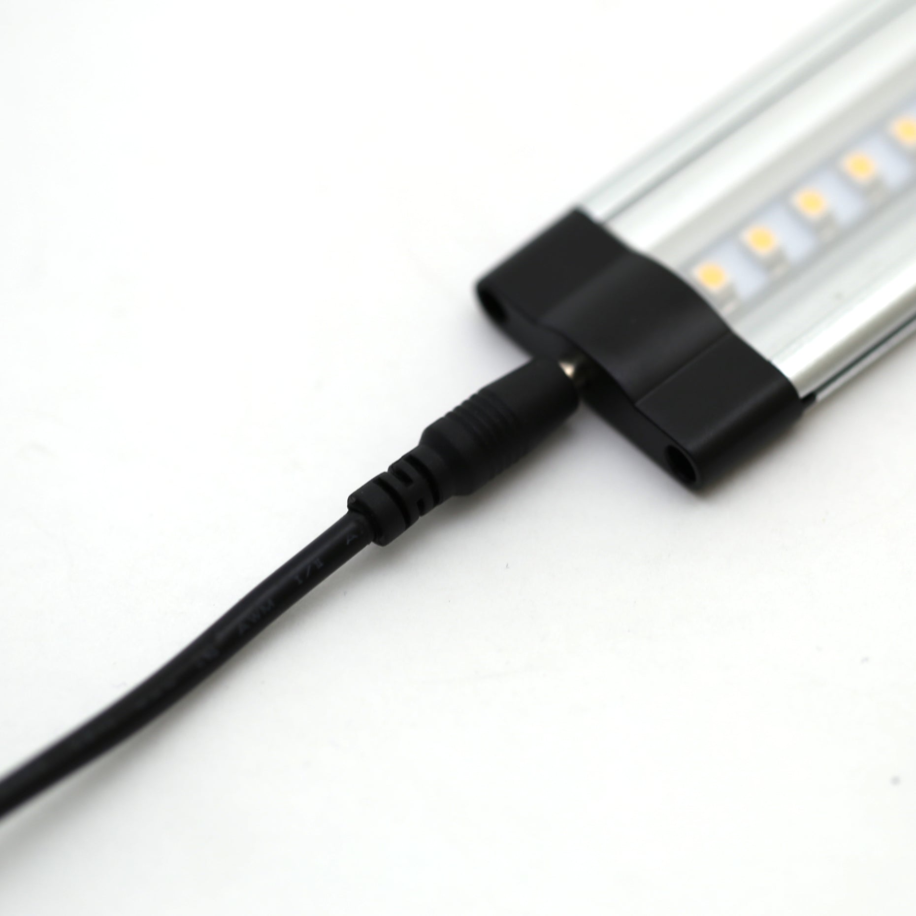 15ft In-Wall Rated Interconnect Cable for Modular LED Under Cabinet Lighting (Black) | Lightkiwi